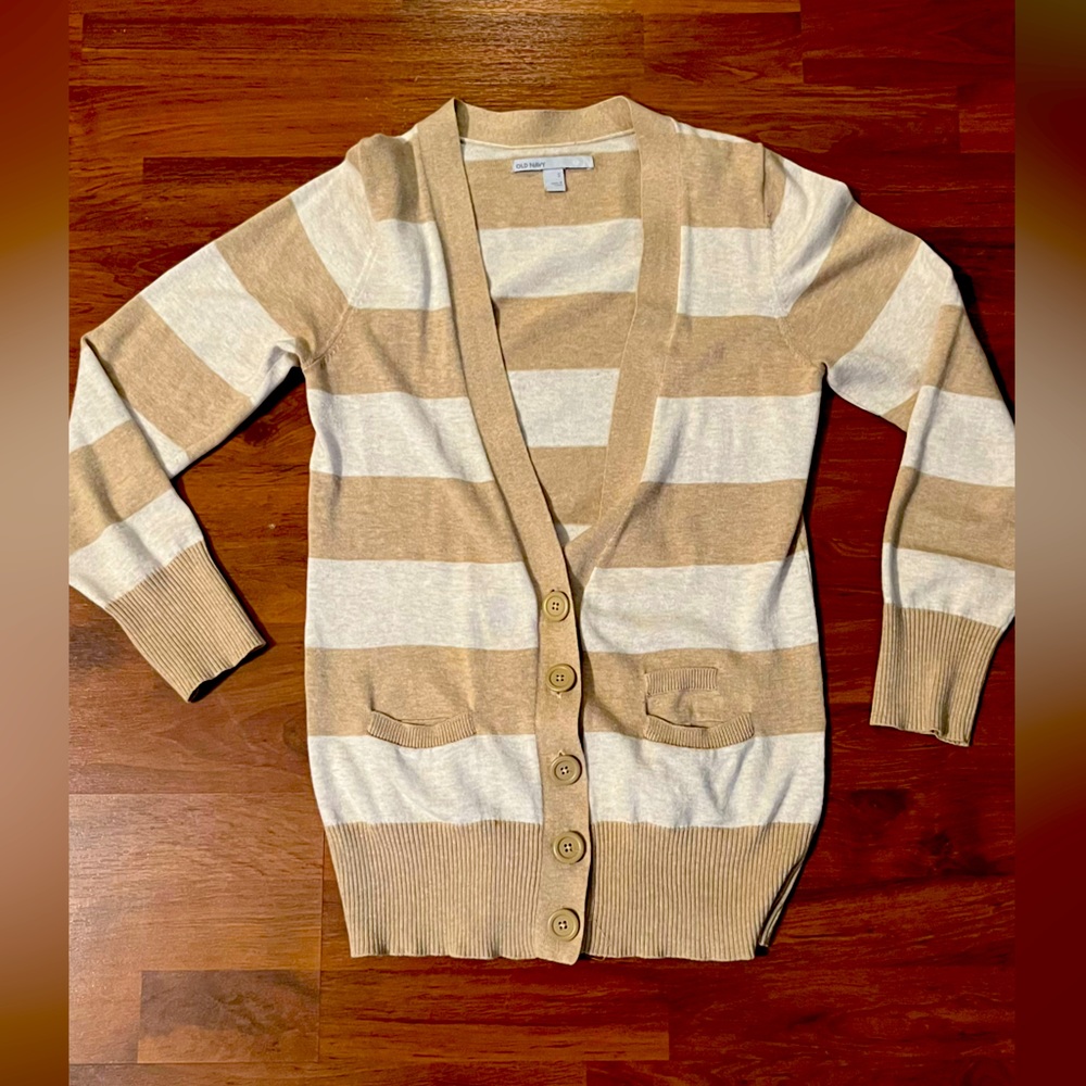 Old Navy cardigan